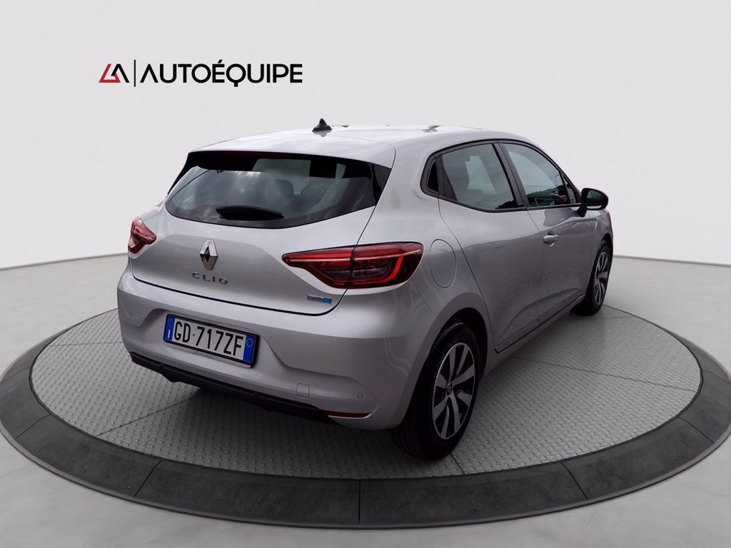 RENAULT Clio 1.6 E-Tech hybrid Zen 140cv auto my21