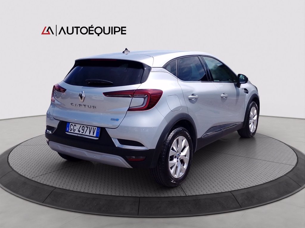 RENAULT Captur 1.6 E-Tech phev Intens 160cv auto my21