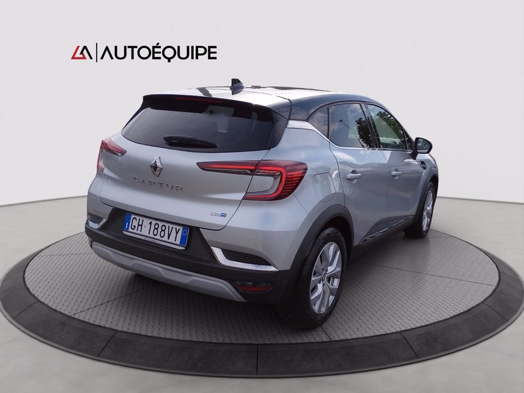 RENAULT Captur 1.6 E-Tech hybrid Intens 145cv auto