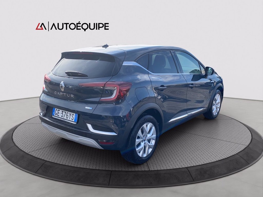 RENAULT Captur 1.6 E-Tech phev Intens 160cv auto my21