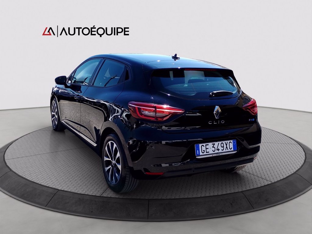 RENAULT Clio 1.6 E-Tech hybrid Zen 140cv auto