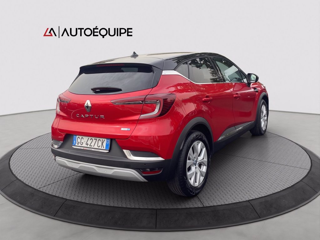 RENAULT Captur 1.6 E-Tech hybrid Intens 145cv auto