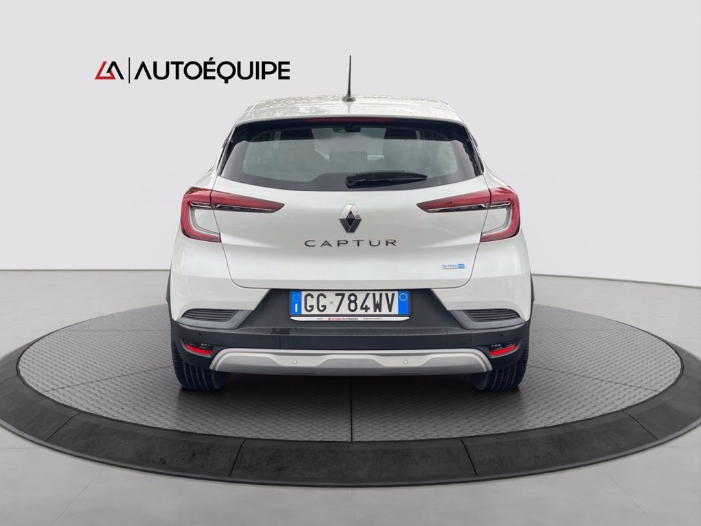 RENAULT Captur 1.6 E-Tech hybrid Business 145cv auto