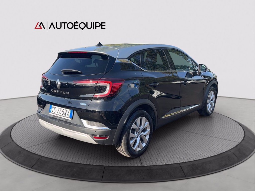 RENAULT Captur 1.6 E-Tech hybrid Intens 145cv auto