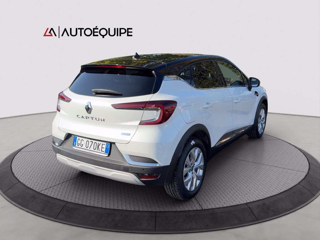 RENAULT Captur 1.6 E-Tech phev Intens 160cv auto my21