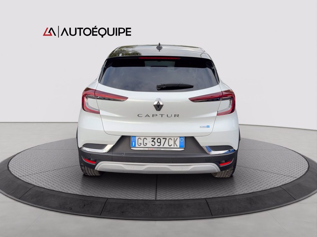 RENAULT Captur 1.6 E-Tech hybrid Intens 145cv auto