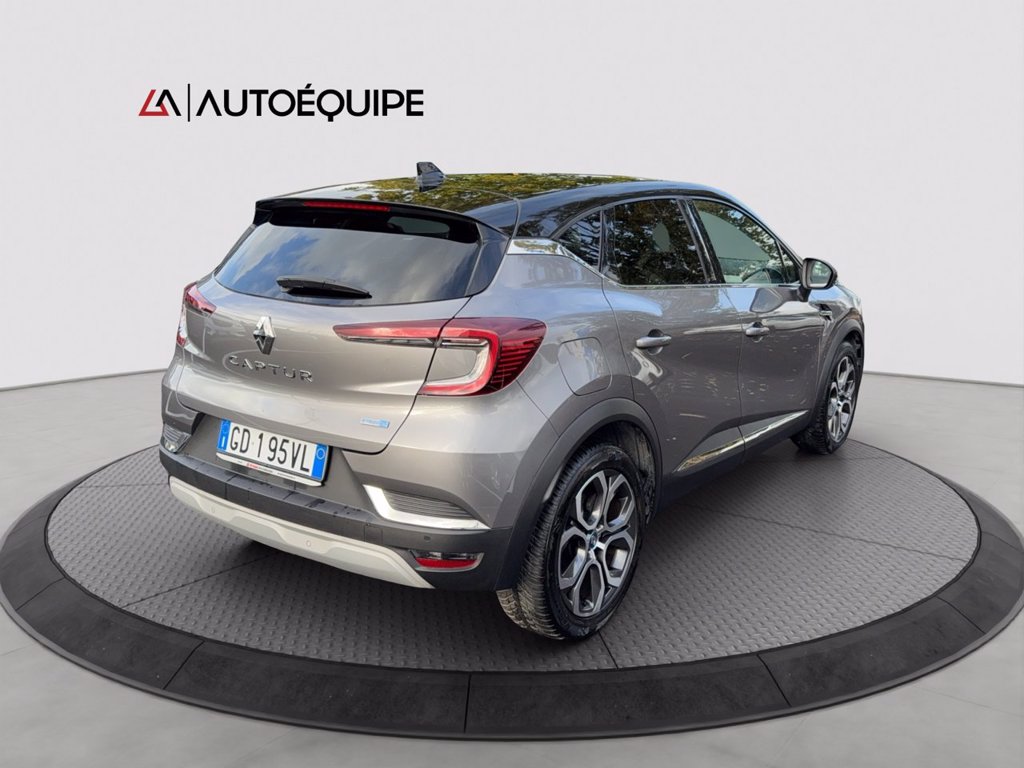 RENAULT Captur 1.6 E-Tech phev Intens 160cv auto