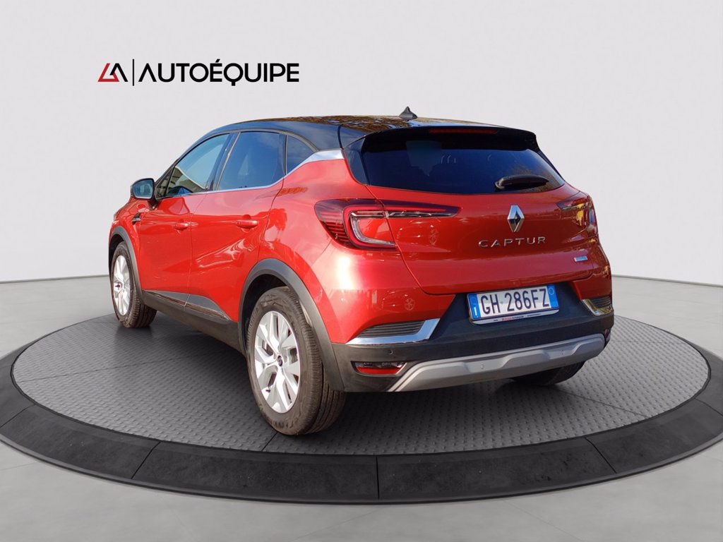 RENAULT Captur 1.6 E-Tech hybrid Intens 145cv auto