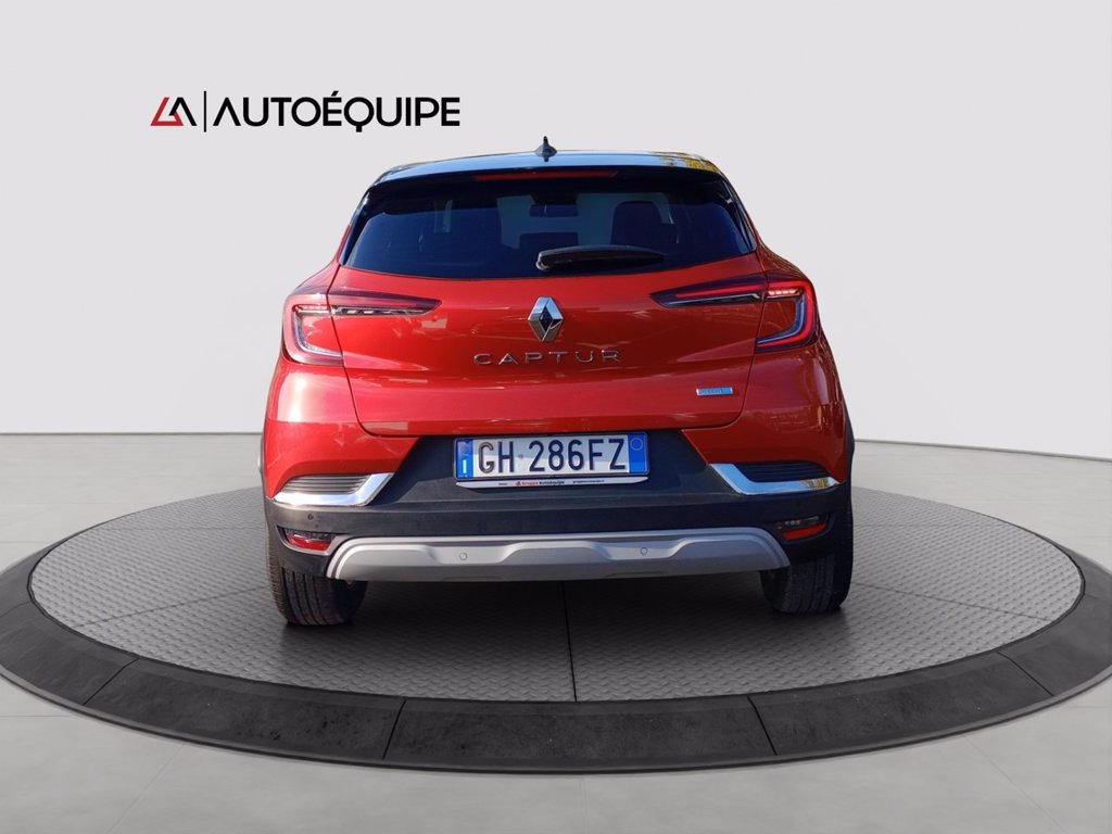 RENAULT Captur 1.6 E-Tech hybrid Intens 145cv auto