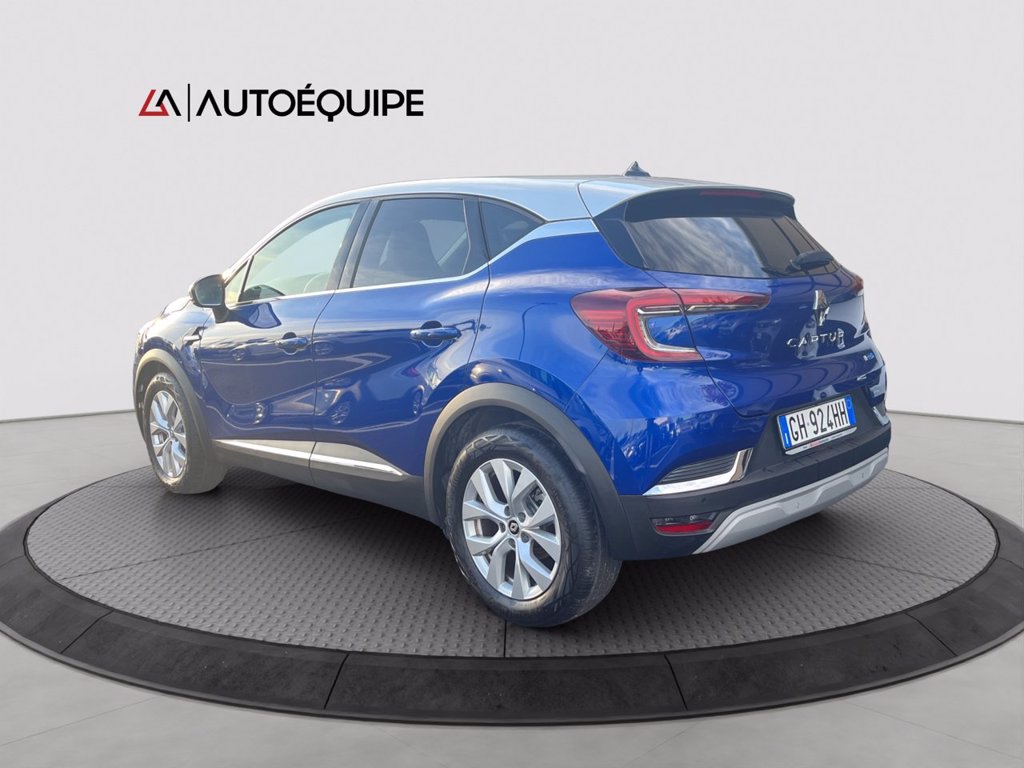 RENAULT Captur 1.6 E-Tech hybrid Intens 145cv auto