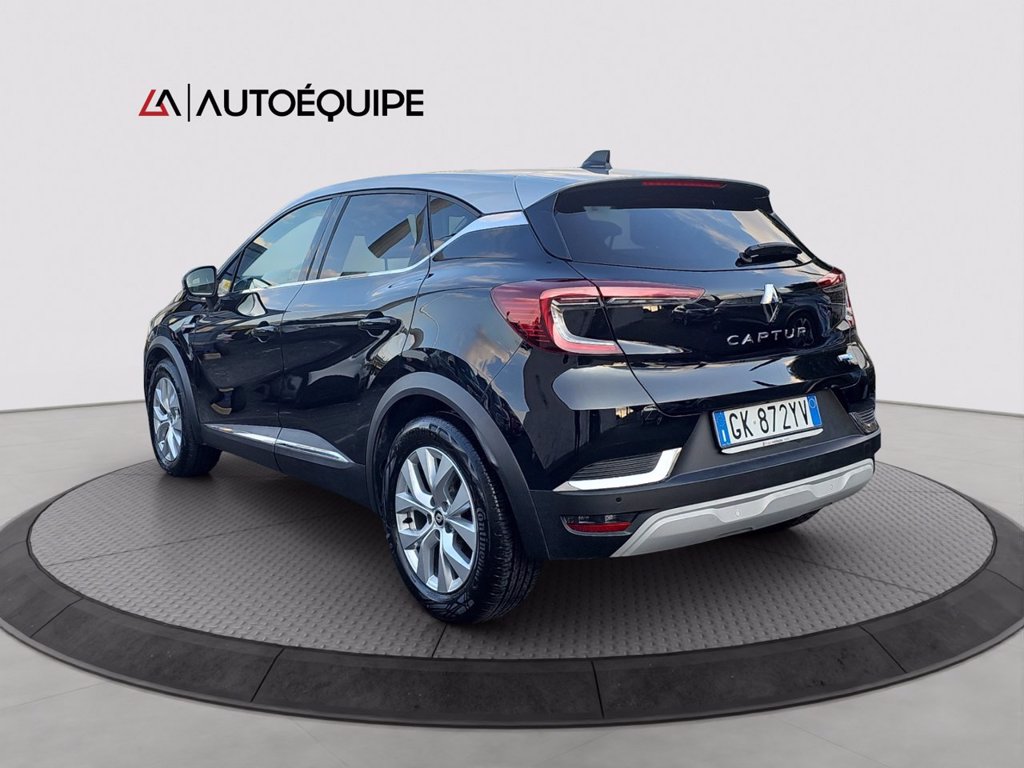 RENAULT Captur 1.6 E-Tech hybrid Intens 145cv auto