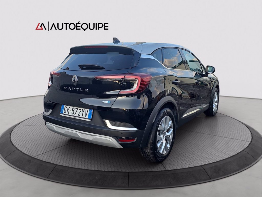 RENAULT Captur 1.6 E-Tech hybrid Intens 145cv auto