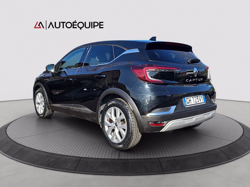 RENAULT Captur 1.6 E-Tech hybrid Intens 145cv auto