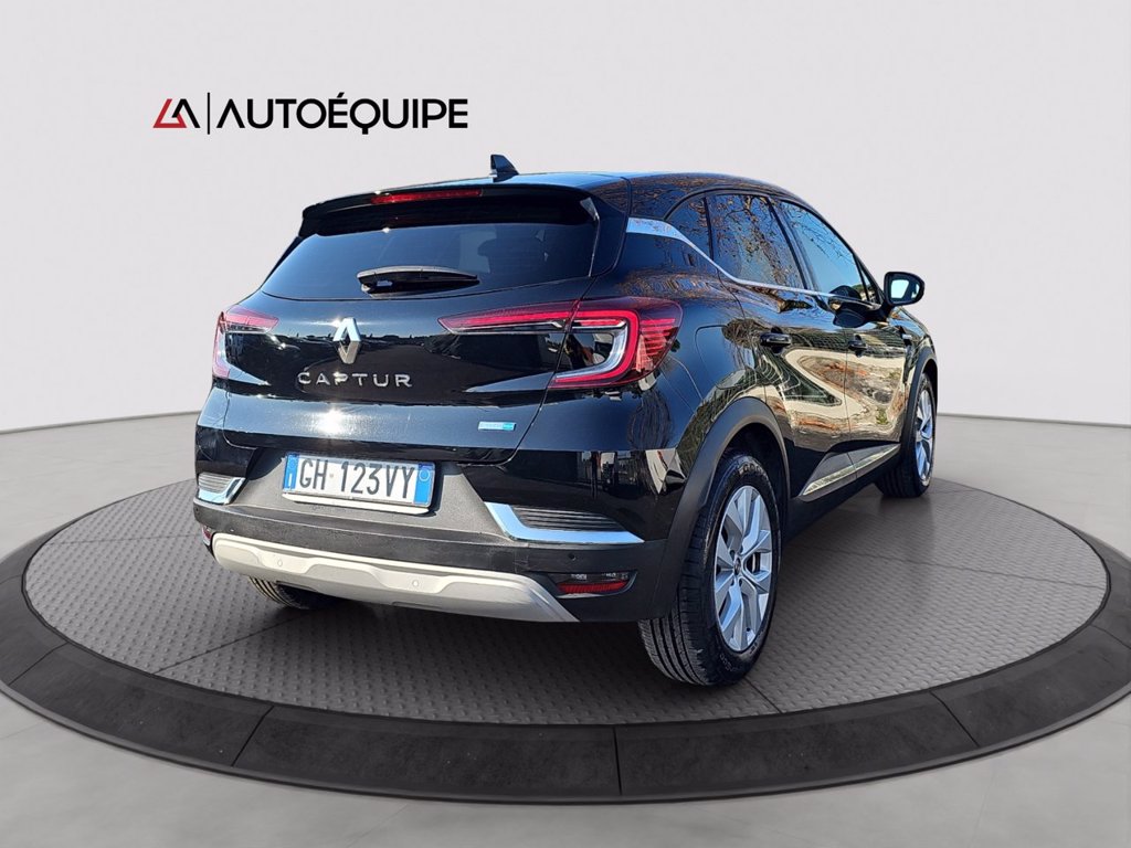 RENAULT Captur 1.6 E-Tech hybrid Intens 145cv auto