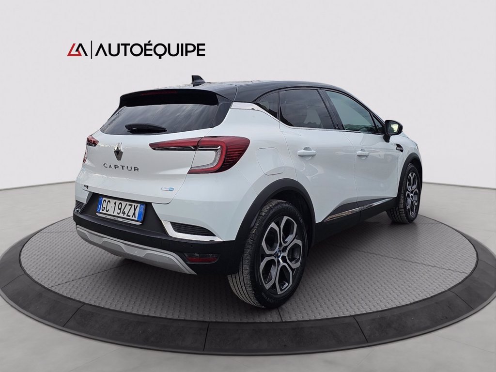 RENAULT Captur 1.6 E-Tech phev Intens 160cv auto